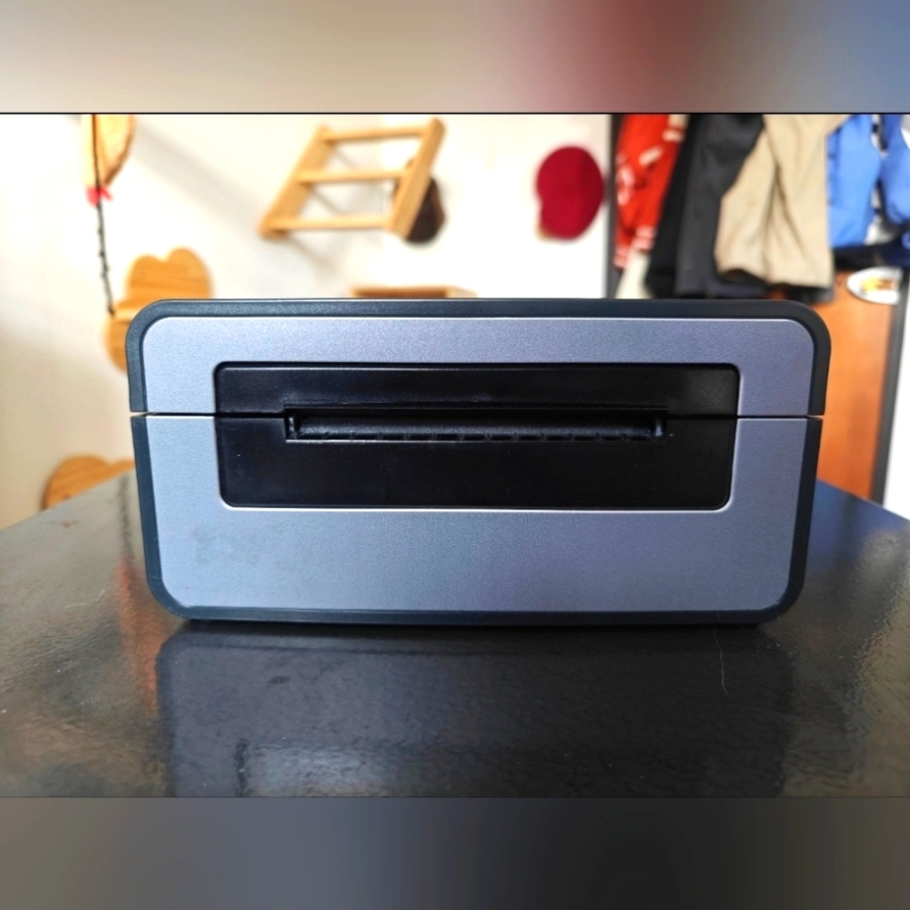Polano Thermal Printer comes with all original accesories & Free 500 4x6 Labels